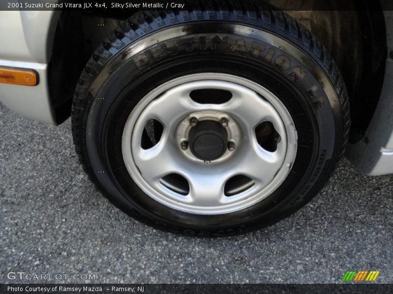 Silky Silver Metallic / Gray 2001 Suzuki Grand Vitara JLX 4x4