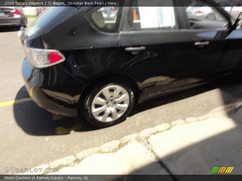 Obsidian Black Pearl / Ivory 2008 Subaru Impreza 2.5i Wagon