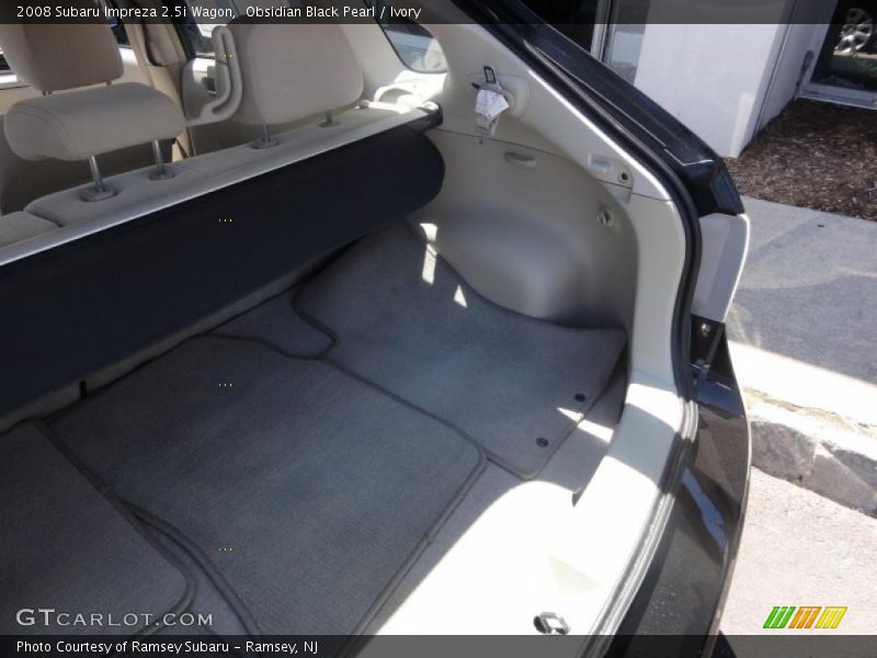 Obsidian Black Pearl / Ivory 2008 Subaru Impreza 2.5i Wagon