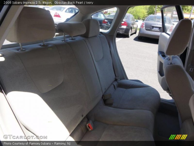 Obsidian Black Pearl / Ivory 2008 Subaru Impreza 2.5i Wagon
