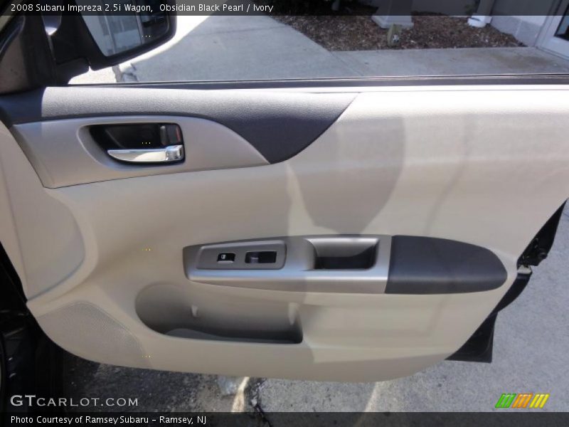 Obsidian Black Pearl / Ivory 2008 Subaru Impreza 2.5i Wagon