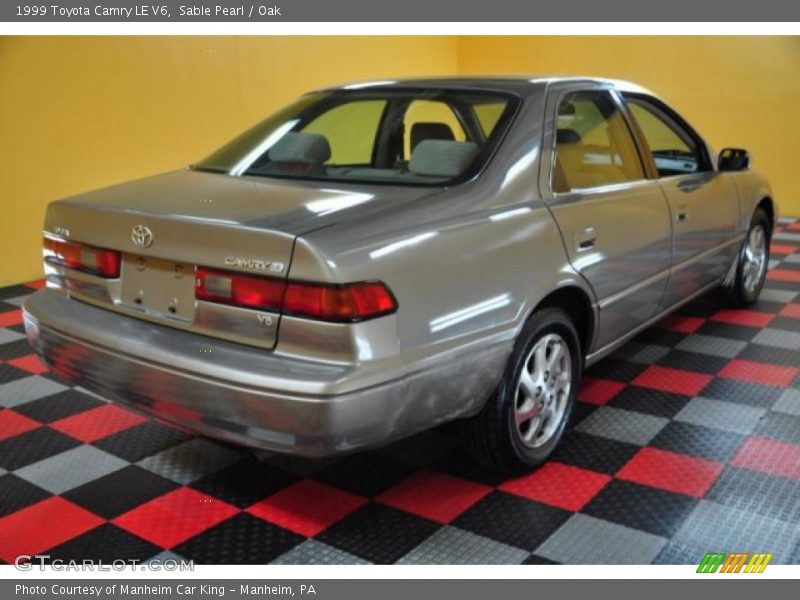 Sable Pearl / Oak 1999 Toyota Camry LE V6