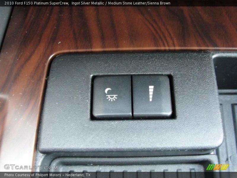 Ingot Silver Metallic / Medium Stone Leather/Sienna Brown 2010 Ford F150 Platinum SuperCrew