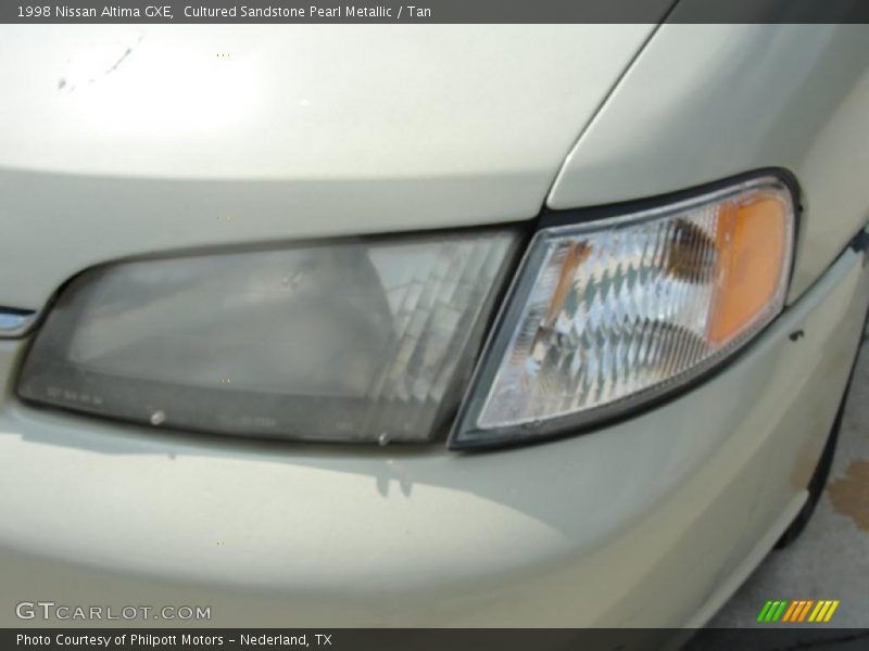Cultured Sandstone Pearl Metallic / Tan 1998 Nissan Altima GXE
