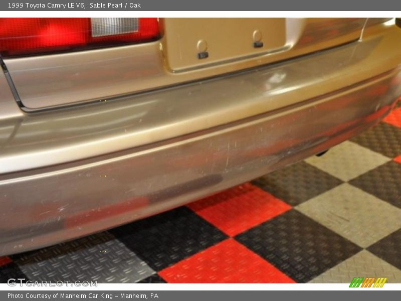 Sable Pearl / Oak 1999 Toyota Camry LE V6