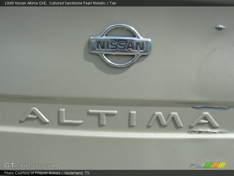Cultured Sandstone Pearl Metallic / Tan 1998 Nissan Altima GXE