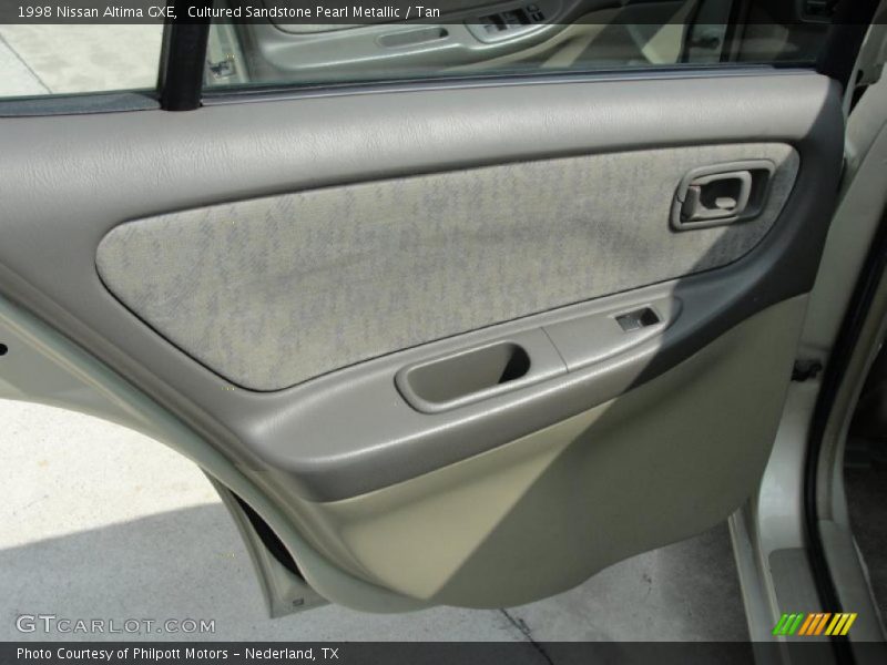 Cultured Sandstone Pearl Metallic / Tan 1998 Nissan Altima GXE