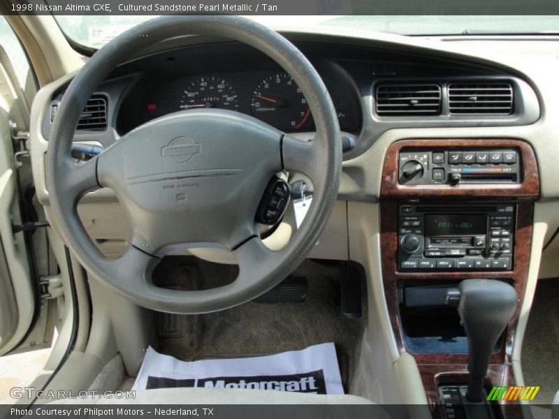 Cultured Sandstone Pearl Metallic / Tan 1998 Nissan Altima GXE