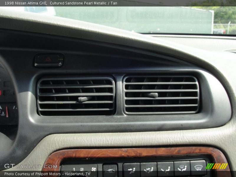 Cultured Sandstone Pearl Metallic / Tan 1998 Nissan Altima GXE