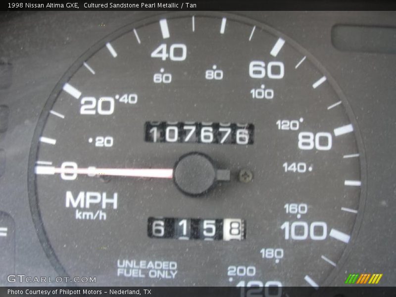 Cultured Sandstone Pearl Metallic / Tan 1998 Nissan Altima GXE