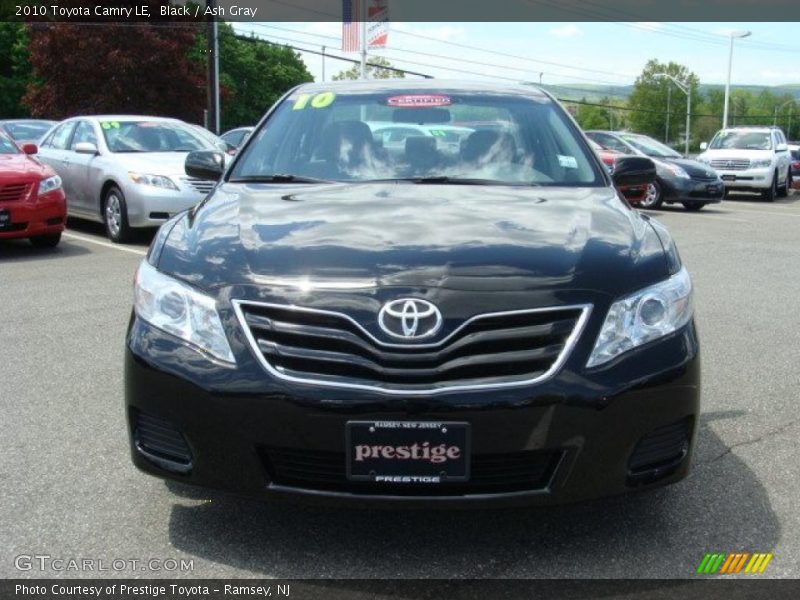 Black / Ash Gray 2010 Toyota Camry LE