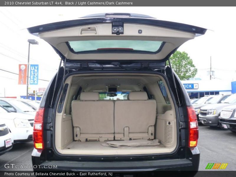 Black / Light Cashmere/Dark Cashmere 2010 Chevrolet Suburban LT 4x4