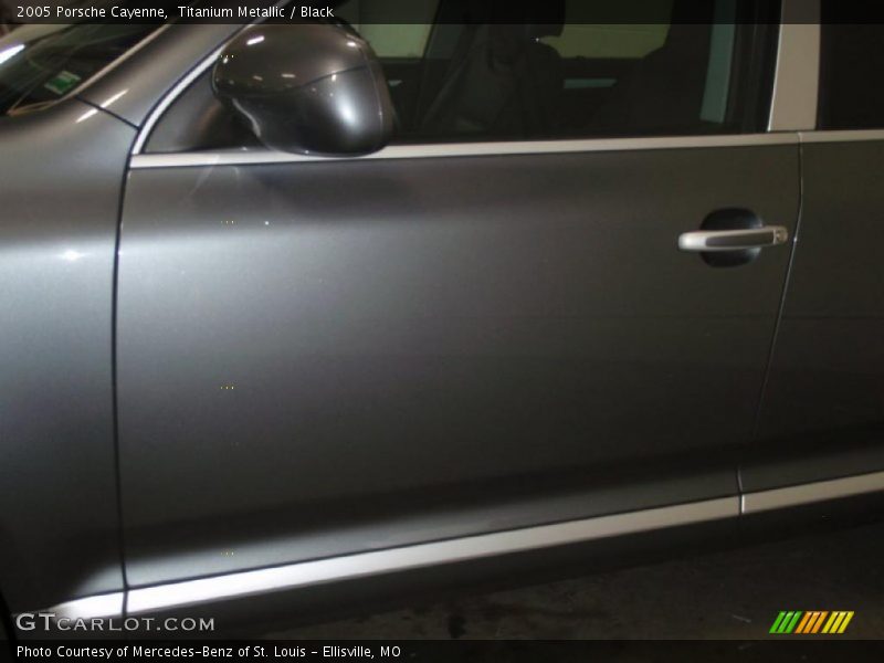 Titanium Metallic / Black 2005 Porsche Cayenne