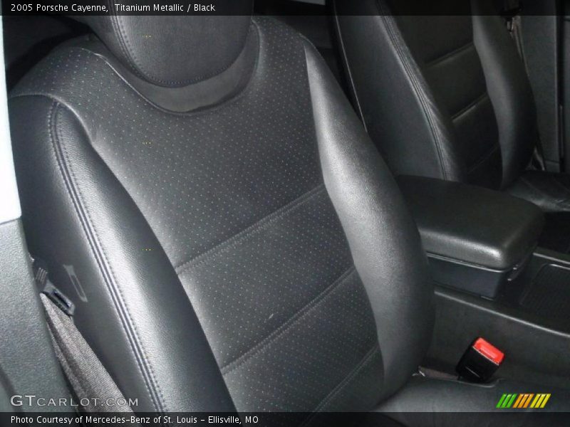Titanium Metallic / Black 2005 Porsche Cayenne