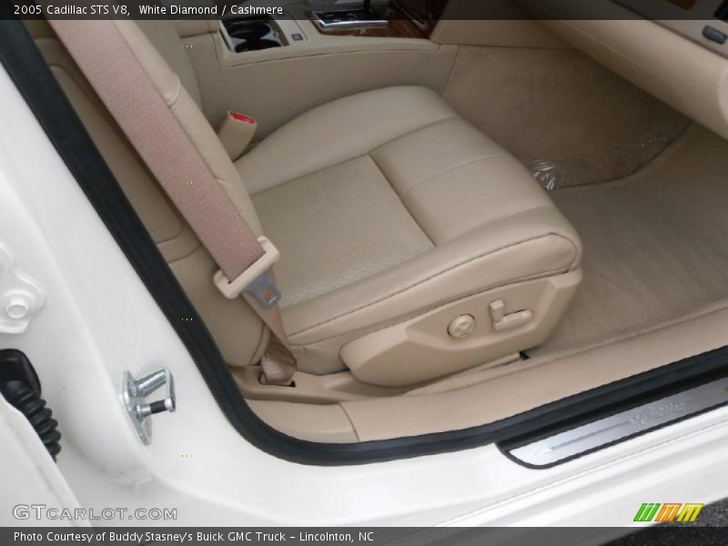 White Diamond / Cashmere 2005 Cadillac STS V8