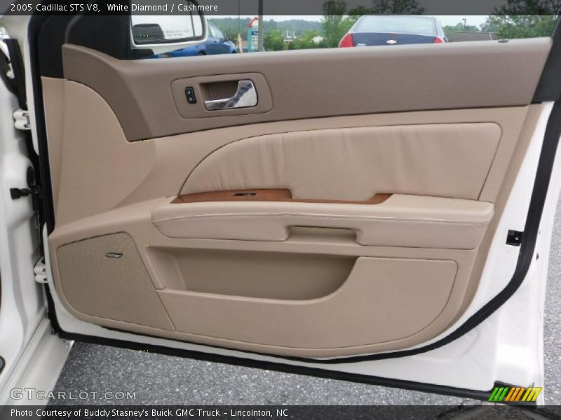 White Diamond / Cashmere 2005 Cadillac STS V8
