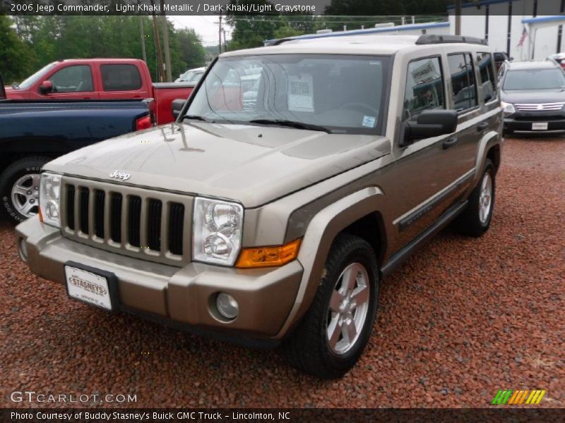 Light Khaki Metallic / Dark Khaki/Light Graystone 2006 Jeep Commander