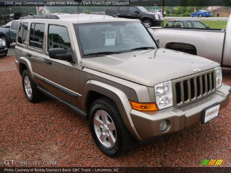 Light Khaki Metallic / Dark Khaki/Light Graystone 2006 Jeep Commander