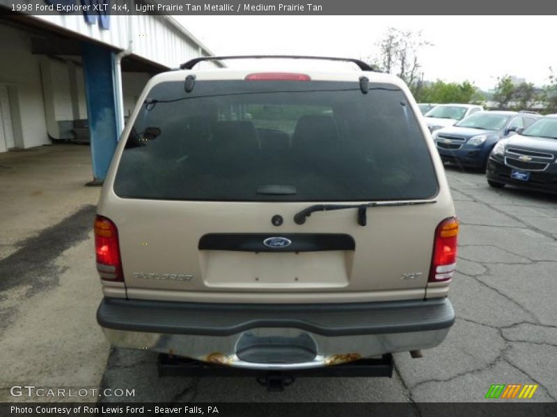 Light Prairie Tan Metallic / Medium Prairie Tan 1998 Ford Explorer XLT 4x4