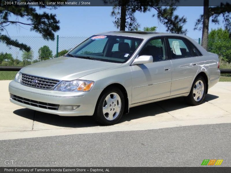 Lunar Mist Metallic / Stone 2004 Toyota Avalon XL
