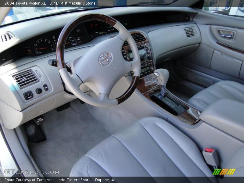 Lunar Mist Metallic / Stone 2004 Toyota Avalon XL