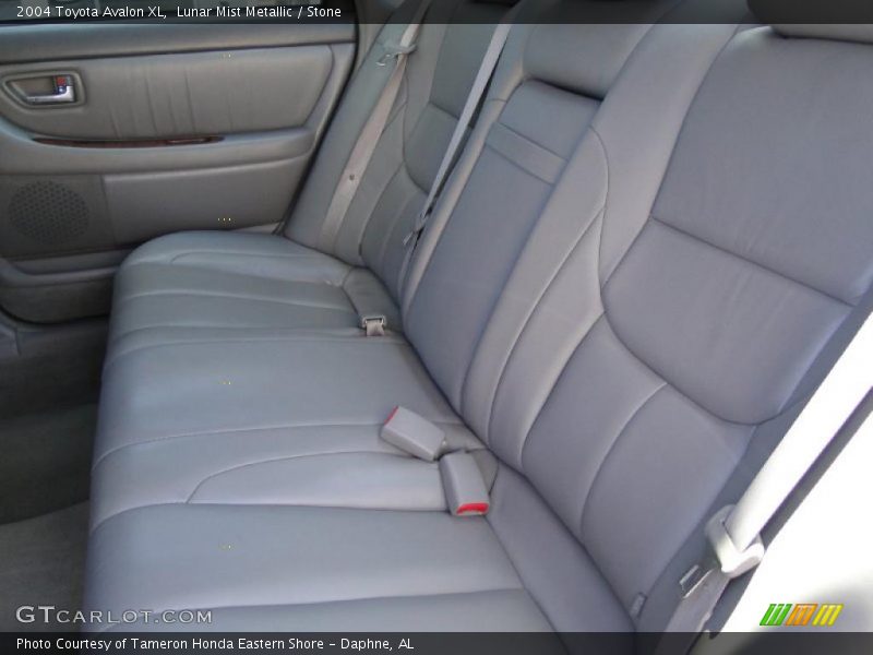Lunar Mist Metallic / Stone 2004 Toyota Avalon XL