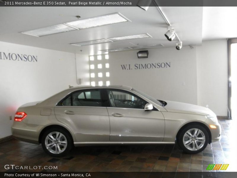 Pearl Beige Metallic / Almond/Mocha 2011 Mercedes-Benz E 350 Sedan