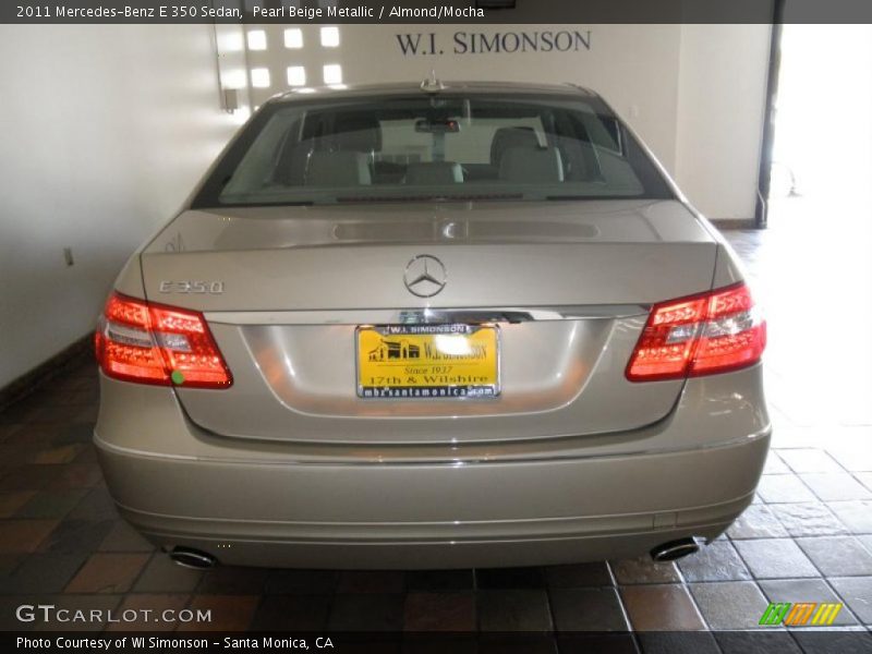 Pearl Beige Metallic / Almond/Mocha 2011 Mercedes-Benz E 350 Sedan