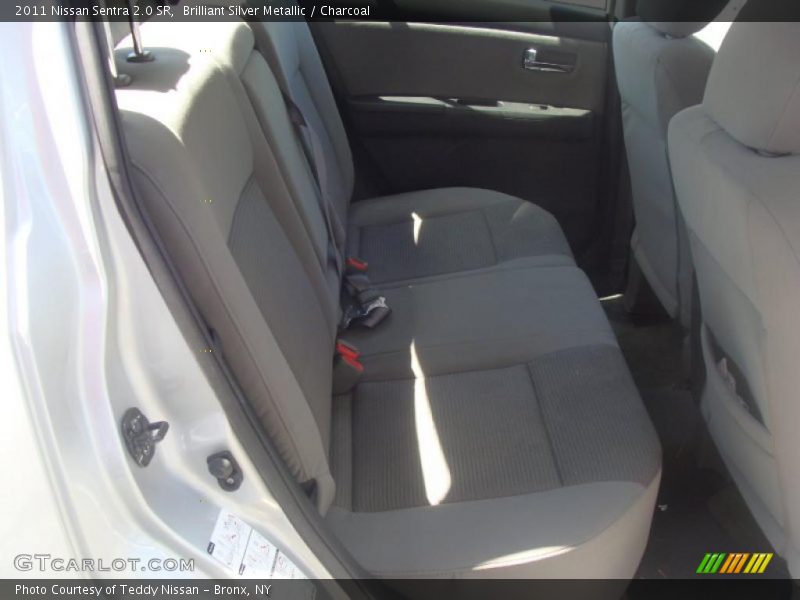 Brilliant Silver Metallic / Charcoal 2011 Nissan Sentra 2.0 SR