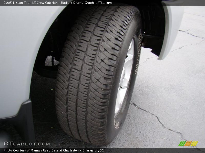 Radiant Silver / Graphite/Titanium 2005 Nissan Titan LE Crew Cab 4x4
