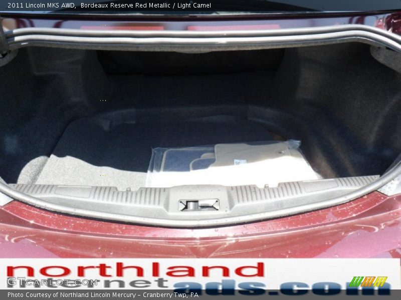 Bordeaux Reserve Red Metallic / Light Camel 2011 Lincoln MKS AWD