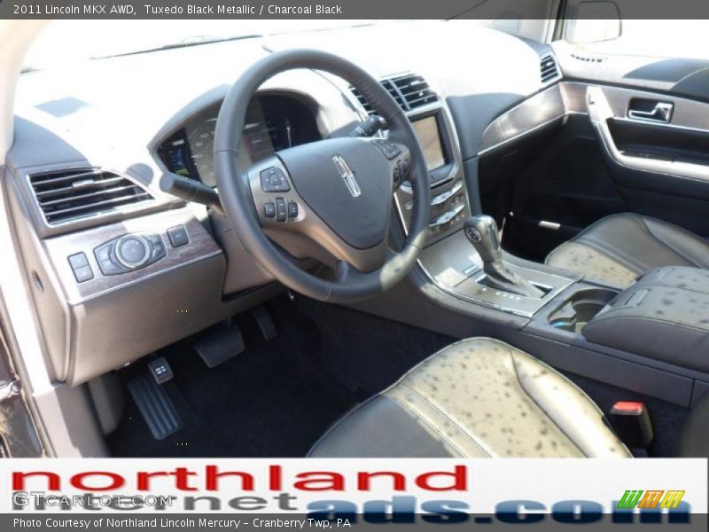 Tuxedo Black Metallic / Charcoal Black 2011 Lincoln MKX AWD