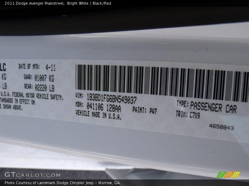 Bright White / Black/Red 2011 Dodge Avenger Mainstreet