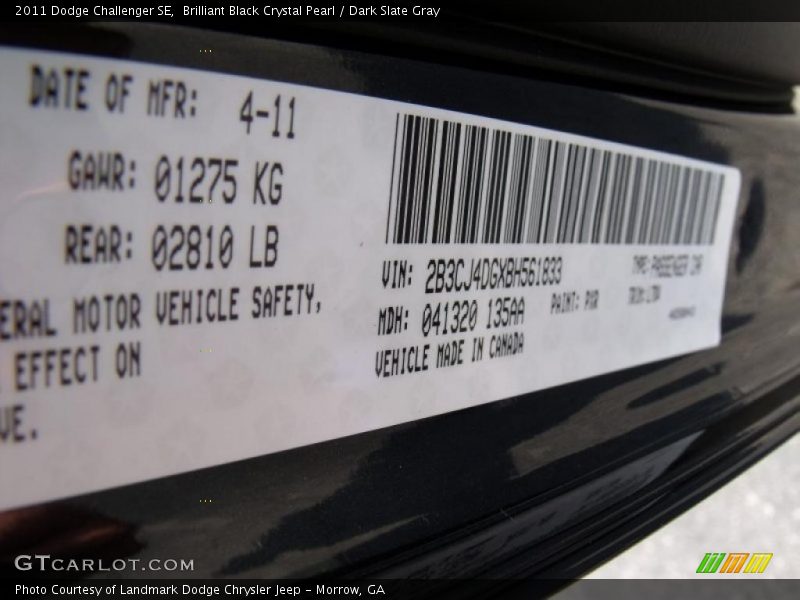 Brilliant Black Crystal Pearl / Dark Slate Gray 2011 Dodge Challenger SE