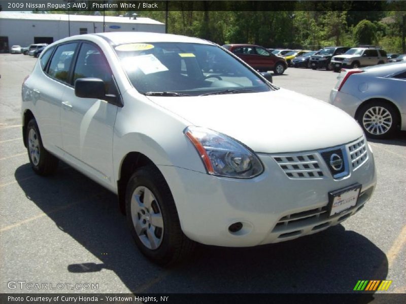 Phantom White / Black 2009 Nissan Rogue S AWD