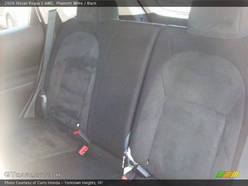 Phantom White / Black 2009 Nissan Rogue S AWD