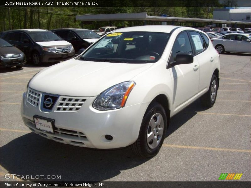 Phantom White / Black 2009 Nissan Rogue S AWD