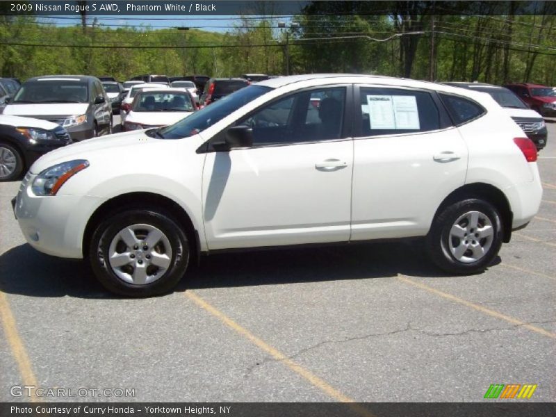Phantom White / Black 2009 Nissan Rogue S AWD