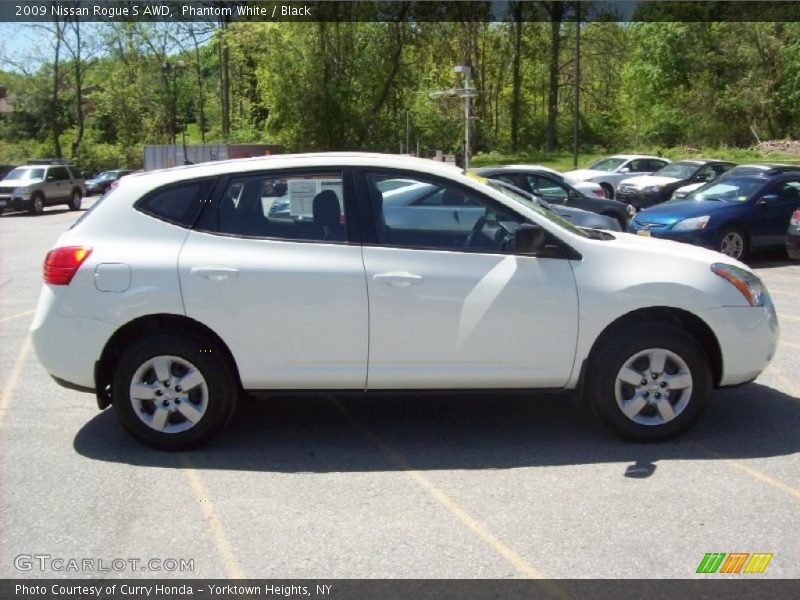 Phantom White / Black 2009 Nissan Rogue S AWD