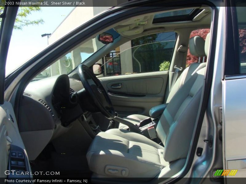 Sheer Silver / Black 2003 Nissan Maxima SE