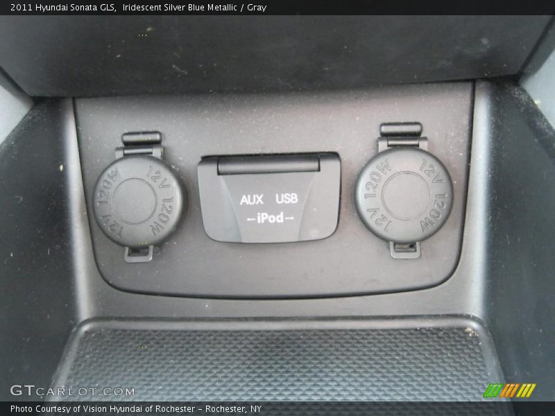 Iridescent Silver Blue Metallic / Gray 2011 Hyundai Sonata GLS