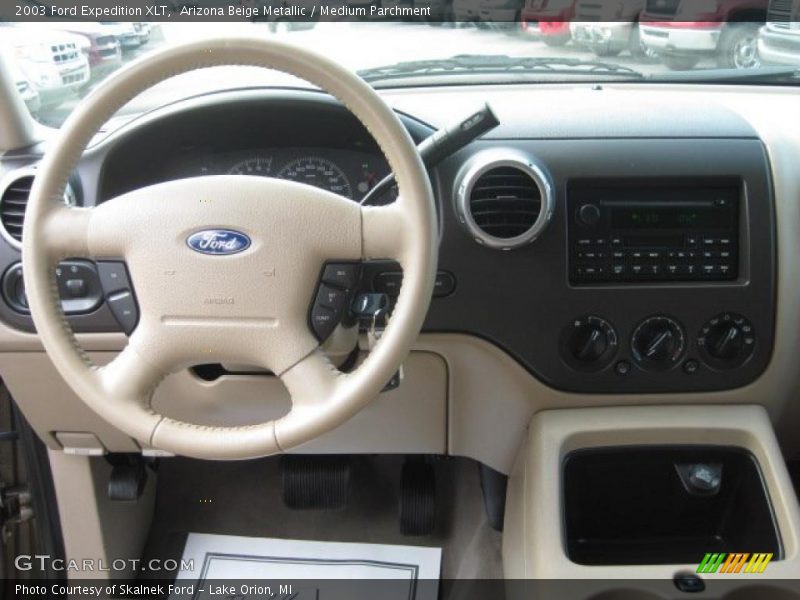 Dashboard of 2003 Expedition XLT
