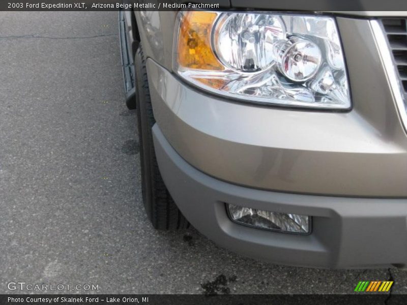 Arizona Beige Metallic / Medium Parchment 2003 Ford Expedition XLT