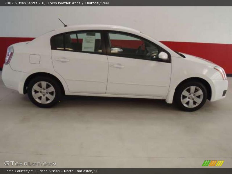 Fresh Powder White / Charcoal/Steel 2007 Nissan Sentra 2.0