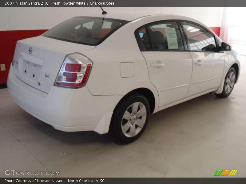 Fresh Powder White / Charcoal/Steel 2007 Nissan Sentra 2.0