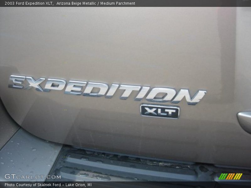 Arizona Beige Metallic / Medium Parchment 2003 Ford Expedition XLT