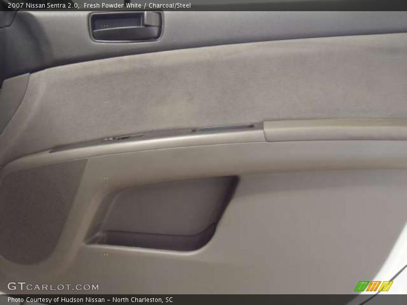 Fresh Powder White / Charcoal/Steel 2007 Nissan Sentra 2.0