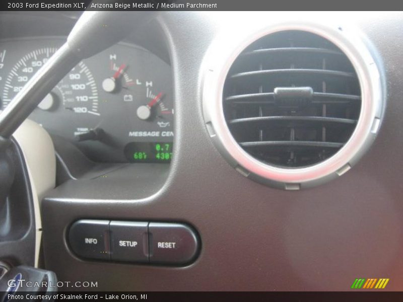 Arizona Beige Metallic / Medium Parchment 2003 Ford Expedition XLT