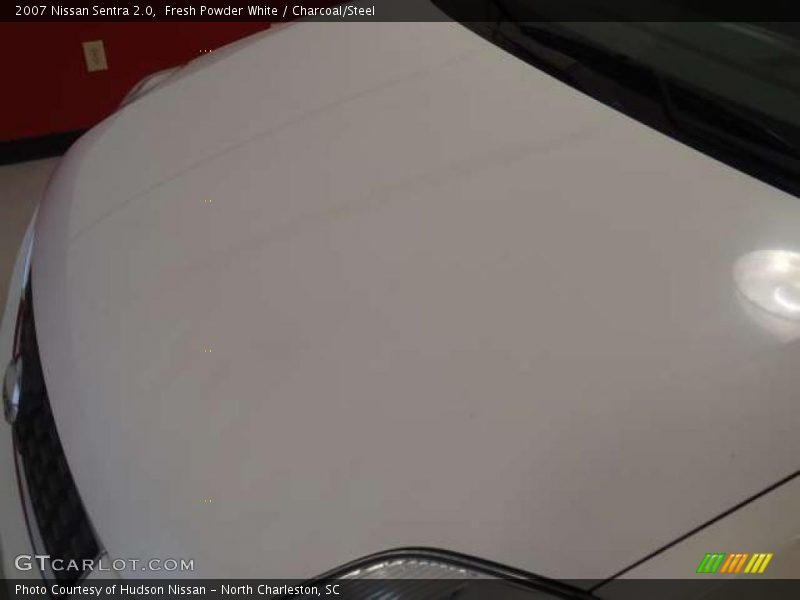 Fresh Powder White / Charcoal/Steel 2007 Nissan Sentra 2.0