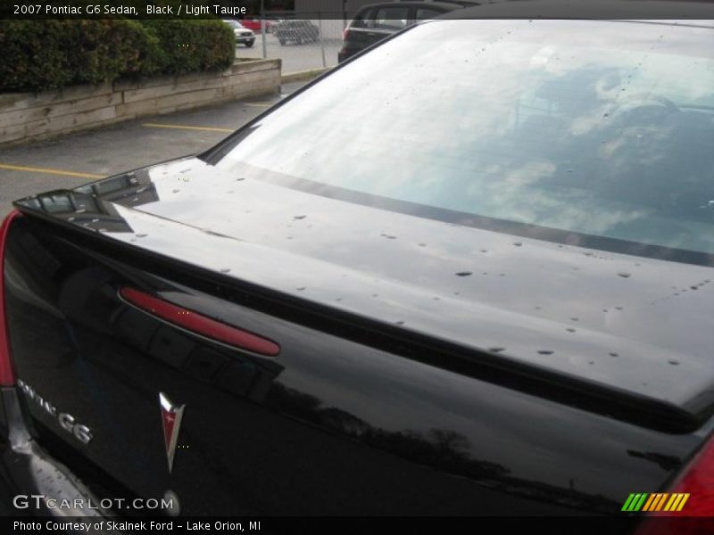 Black / Light Taupe 2007 Pontiac G6 Sedan